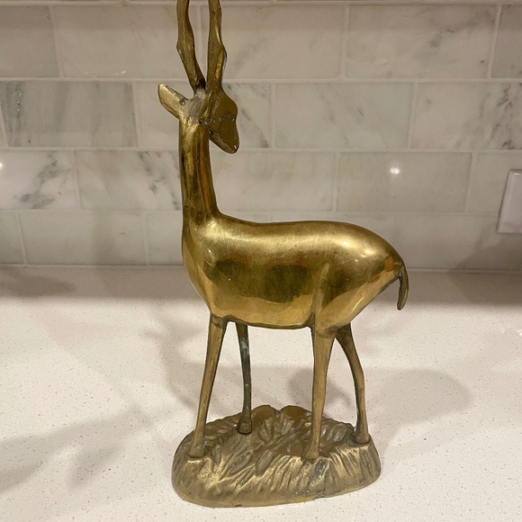 Mid-Century Modern Brass Gazelle Sculptures / Bookends in Brass, Pair - Picture 14 of 14